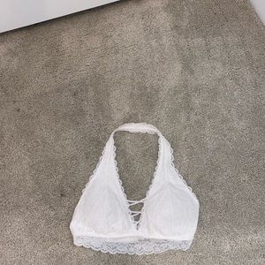 HOLLISTER WHITE BRALETTE
